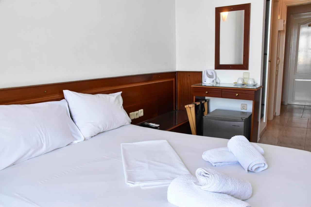 Leonidas Hotel ยีธิโอ ภายนอก รูปภาพ